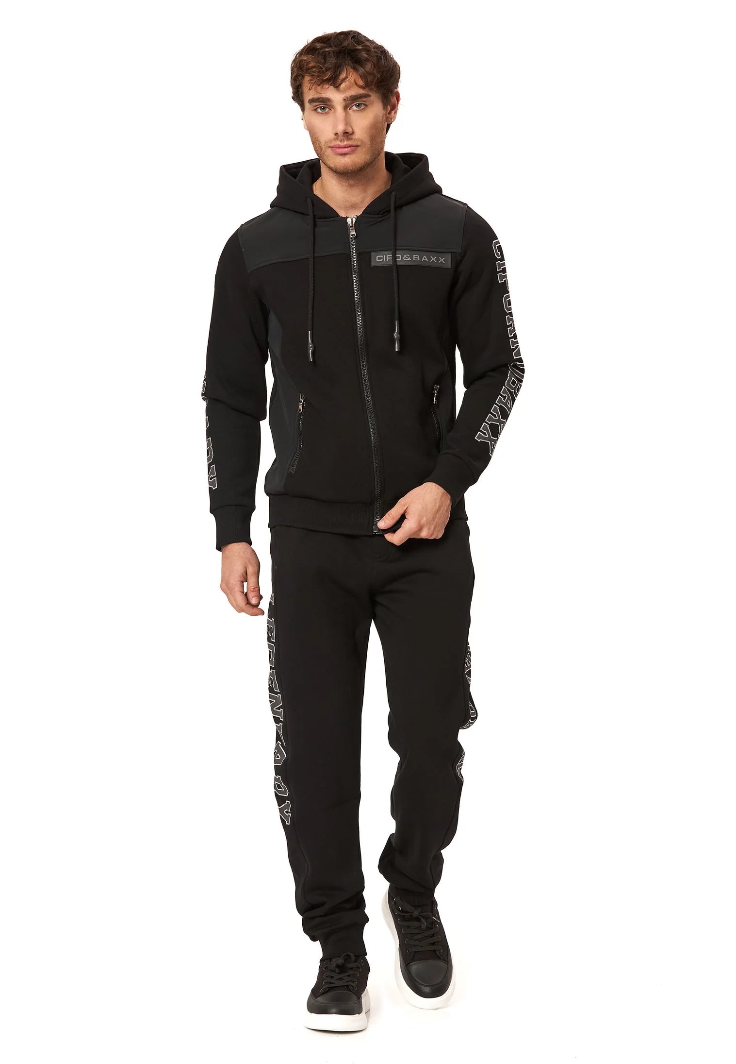 CLR164 Jogging Suit