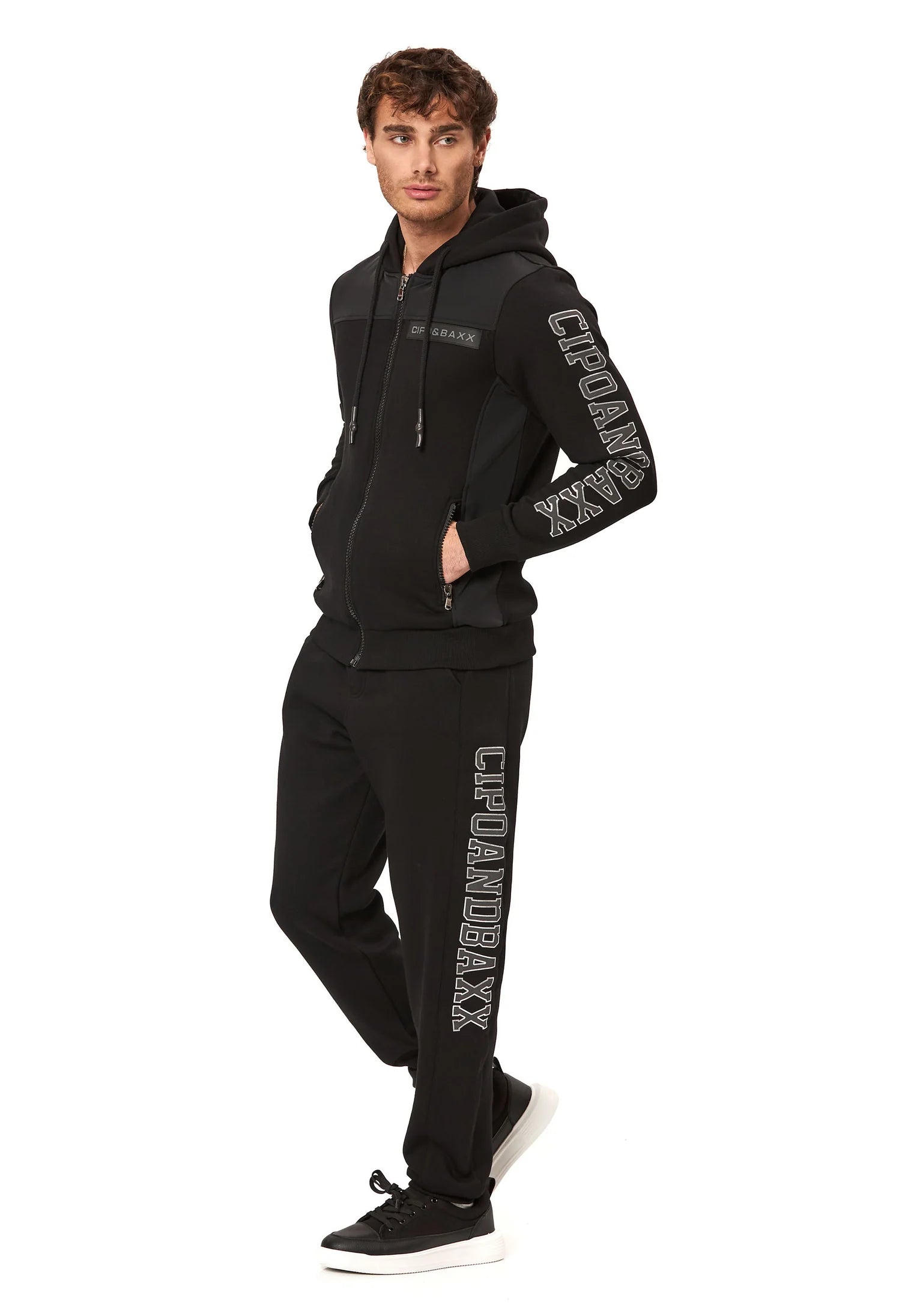 CLR164 Jogging Suit