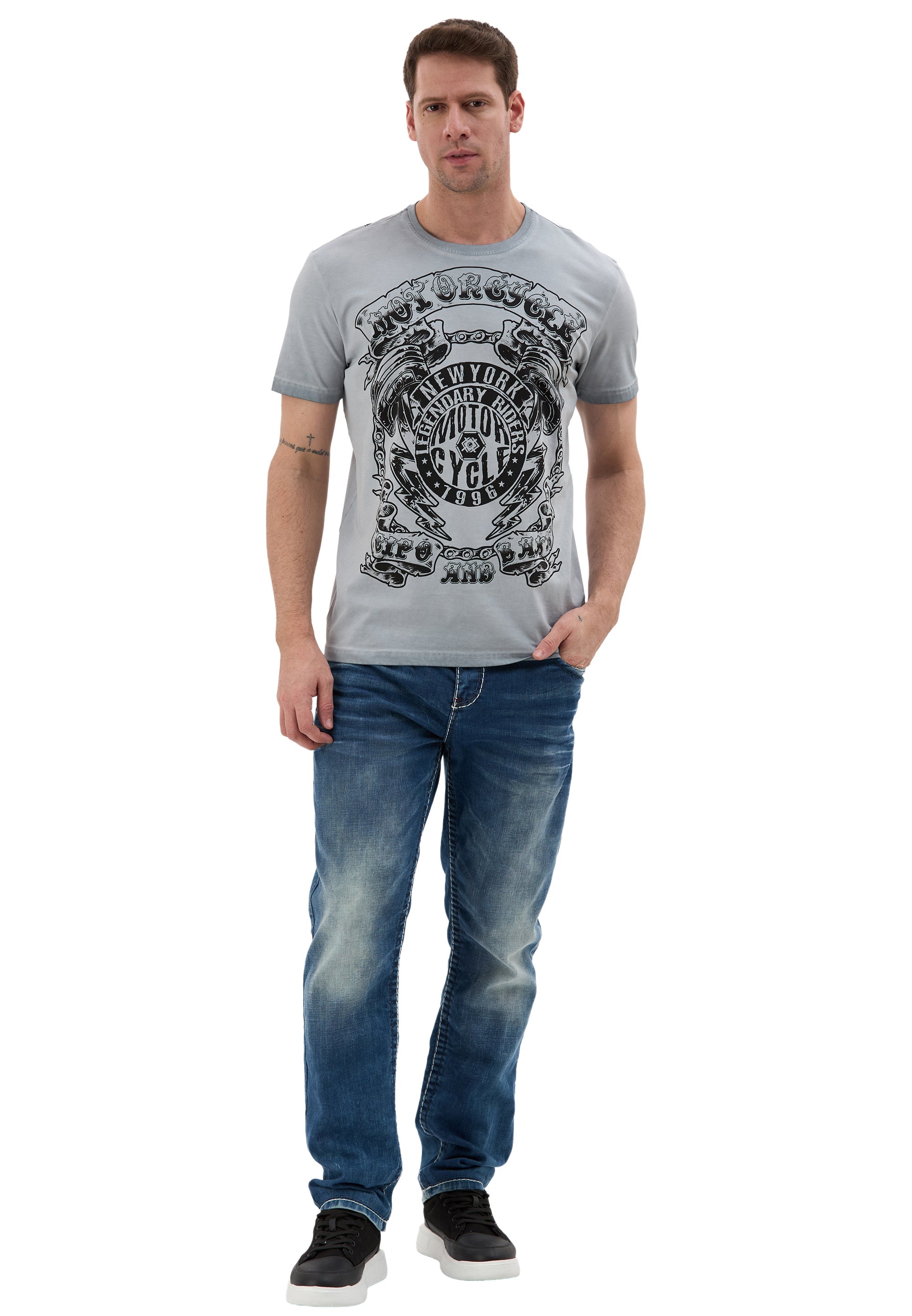 CT838 Men's T-Shirt