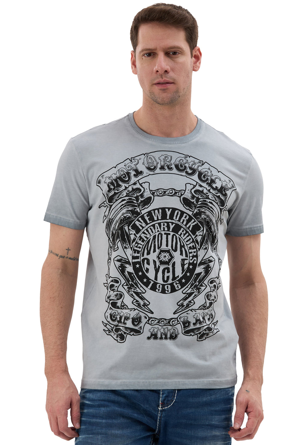 CT838 Men's T-Shirt
