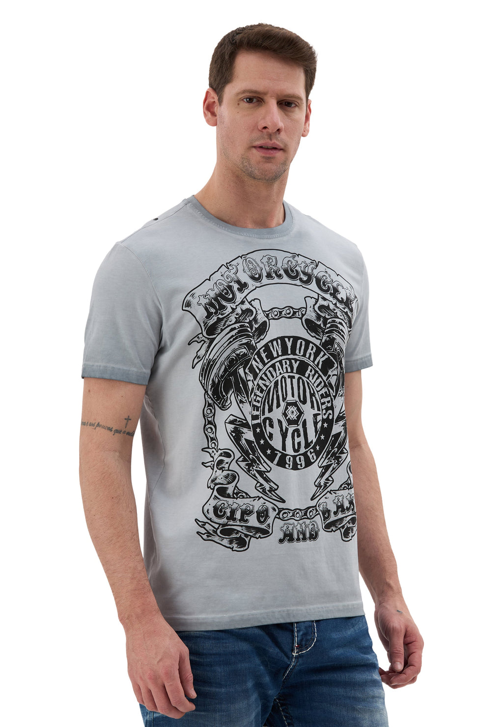 CT838 Men's T-Shirt