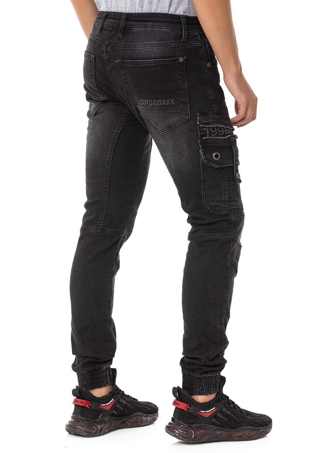 CD845 Relaxed Fit Men's Jeans