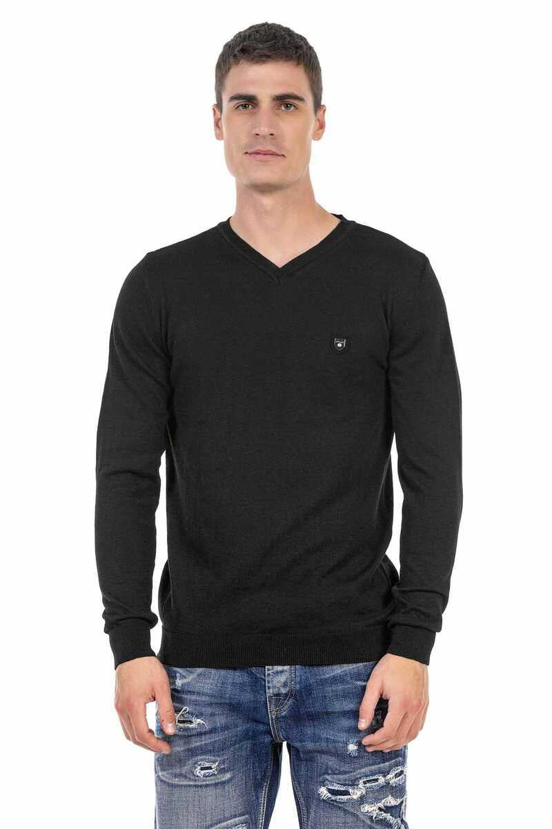 CP242 Men's V-Neck Sweater – Modern and Stylish