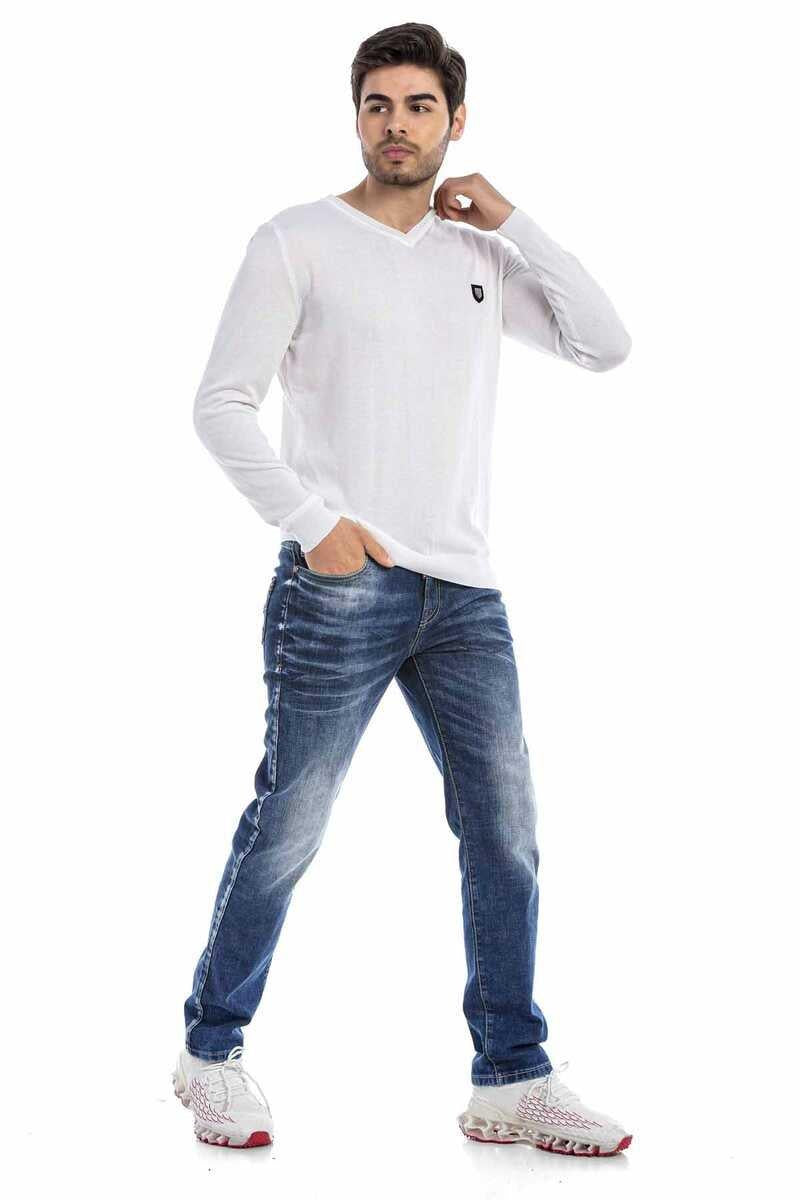CP242 Men's V-Neck Sweater – Modern and Stylish