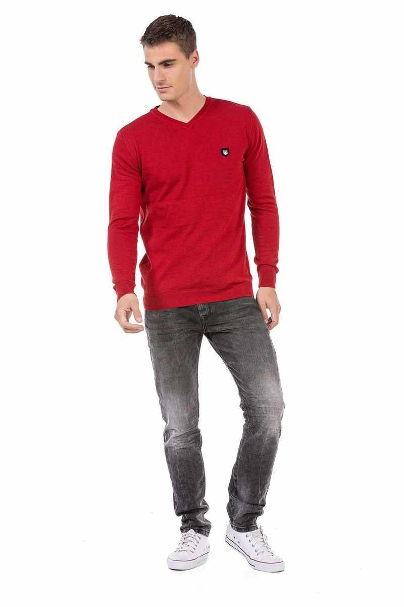 CP242 Men's V-Neck Sweater – Modern and Stylish