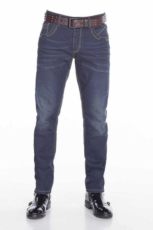 CD381 Classic Cut Extra Comfort Jeans