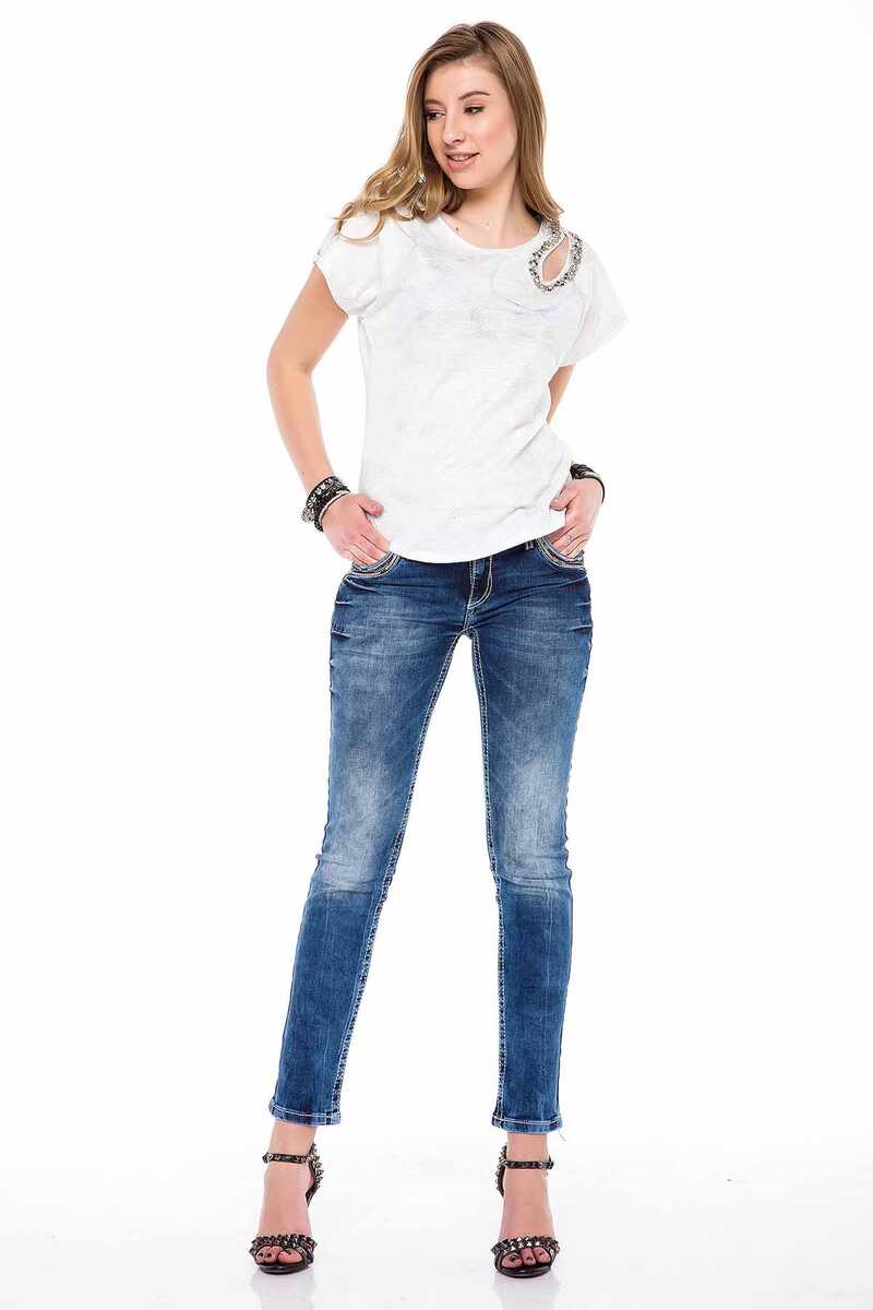 WD352 Embroidered Pocket Slim Fit Jeans