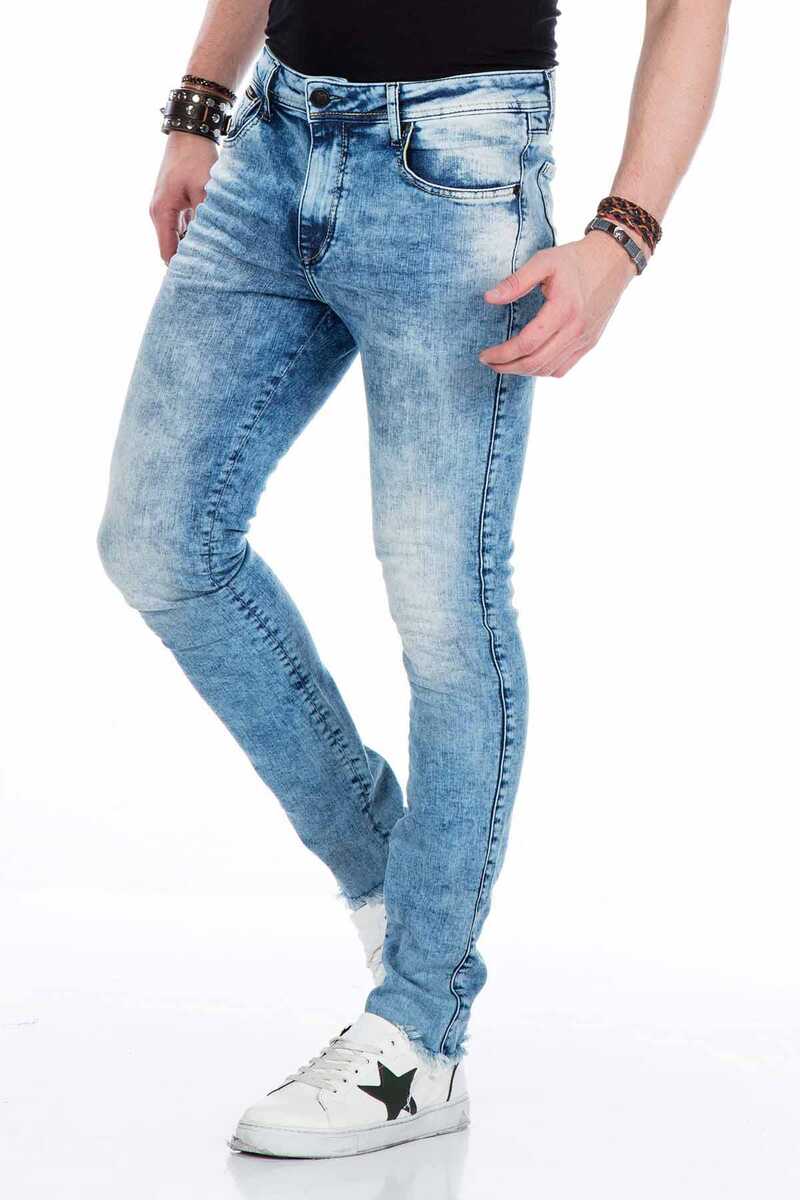 CD445 Distressed Denim Slim Fit Jeans