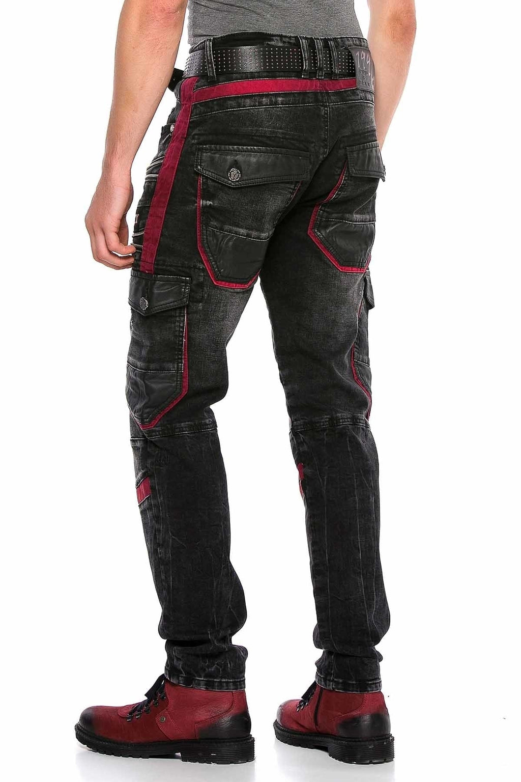 CD561 Basic Jeans