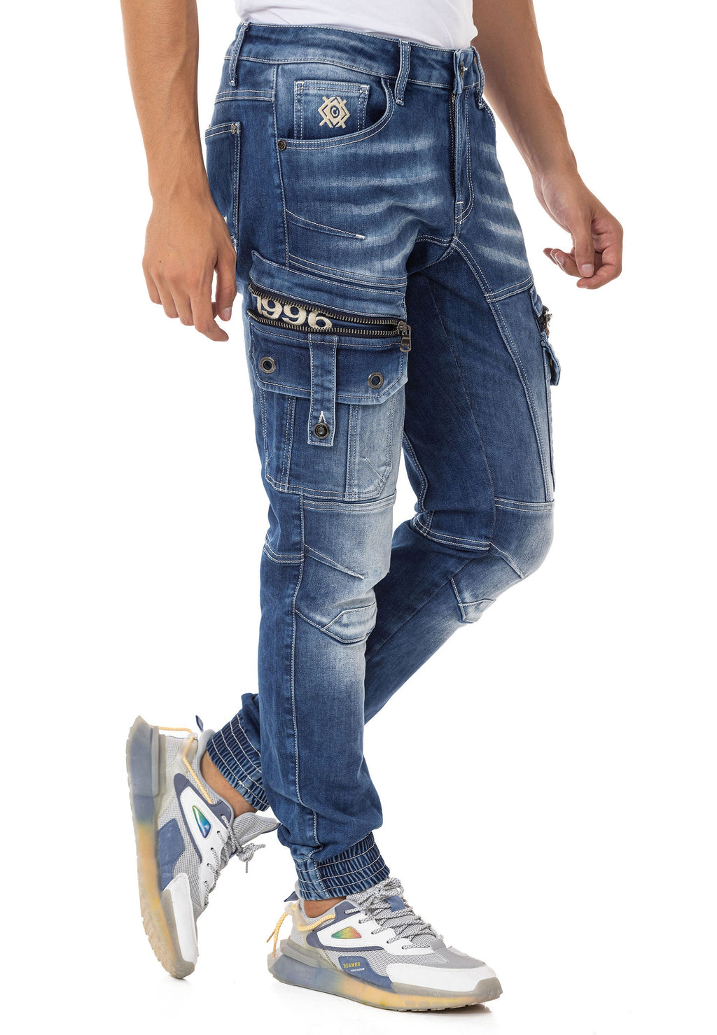 CD845 Relaxed Fit Men's Jeans