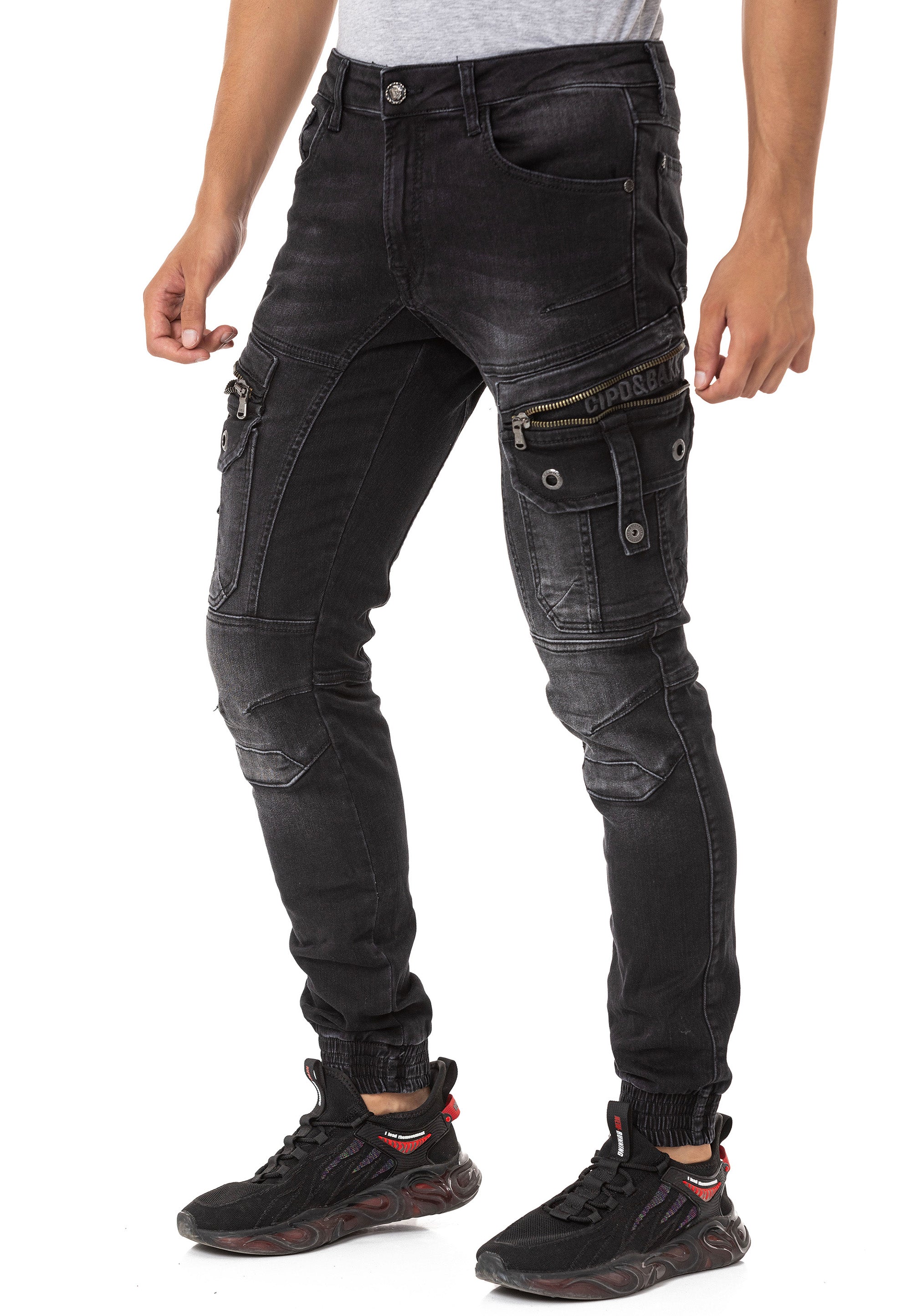 CD845 Relaxed Fit Men's Jeans