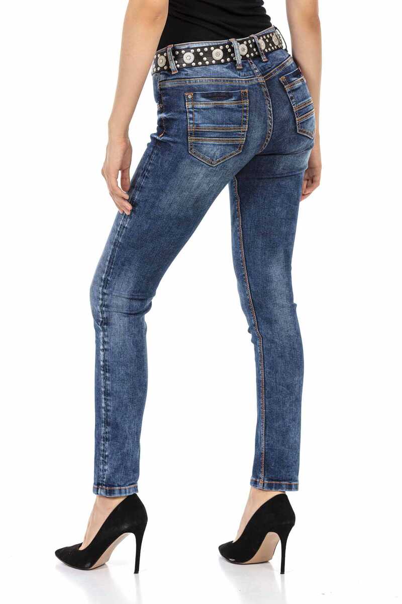 WD441 Slim Fit Jeans