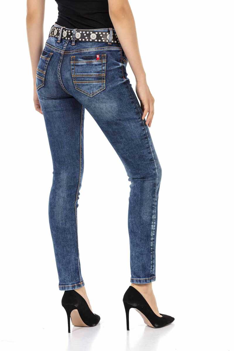WD441 Slim Fit Jeans