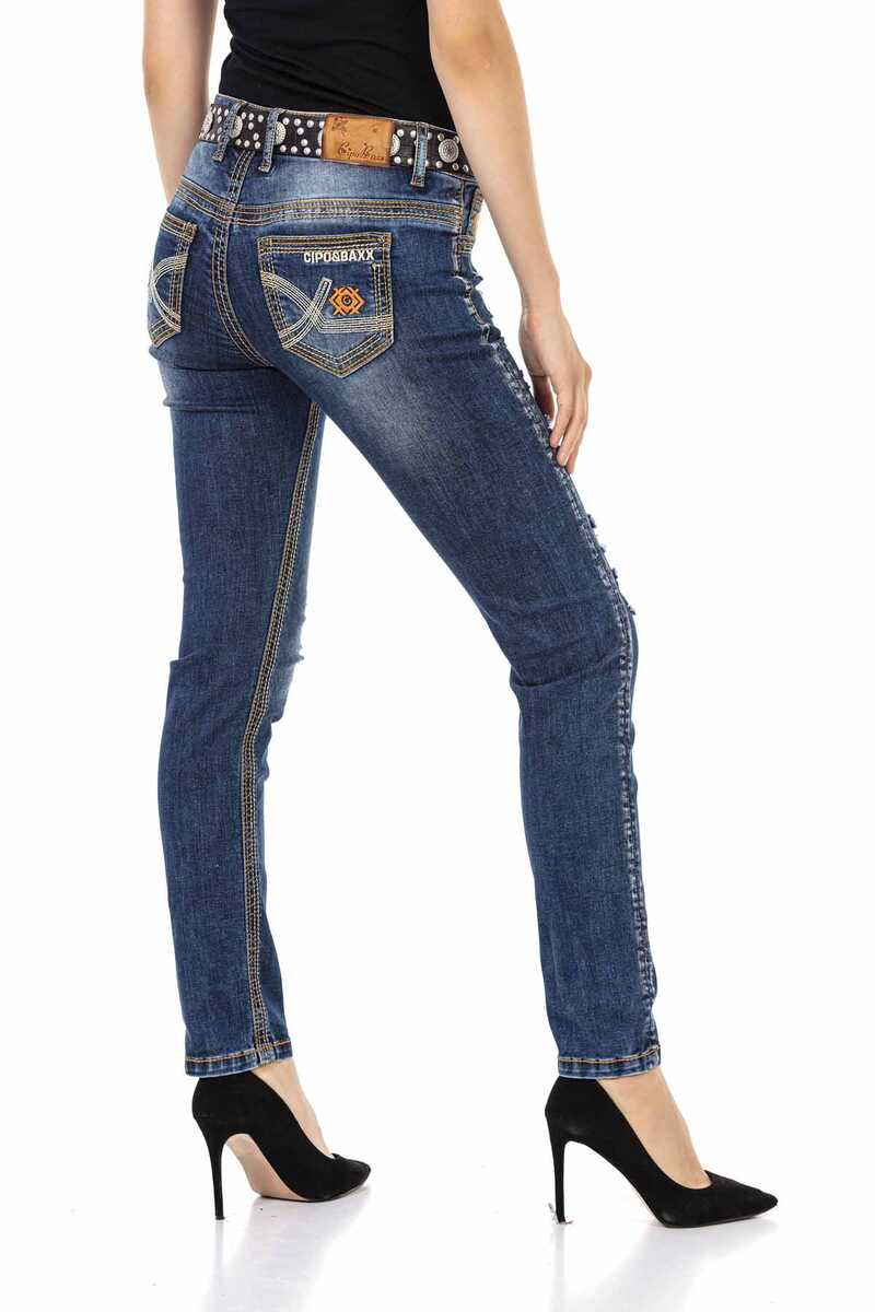 WD457 Slim Fit Women's Jeans