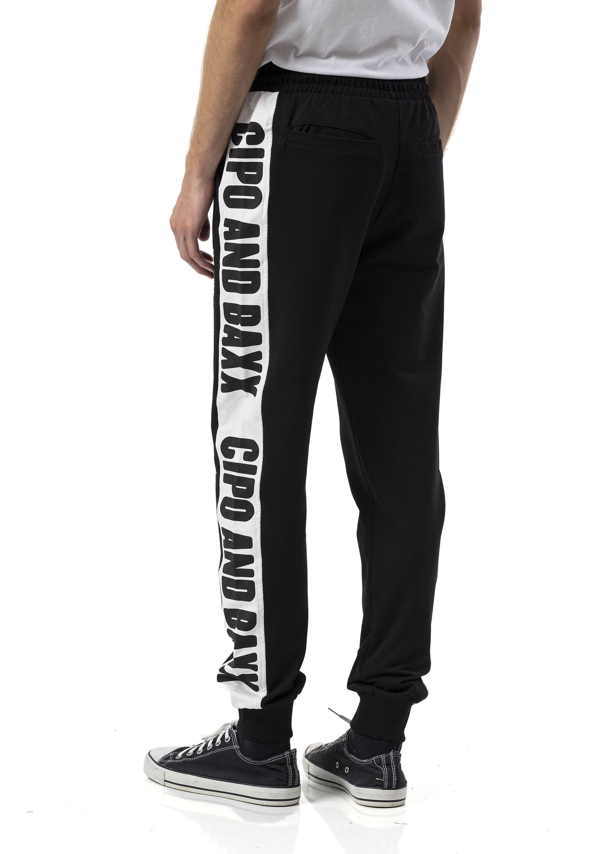 CLR162 Men's Tracksuit – Black & White Logo