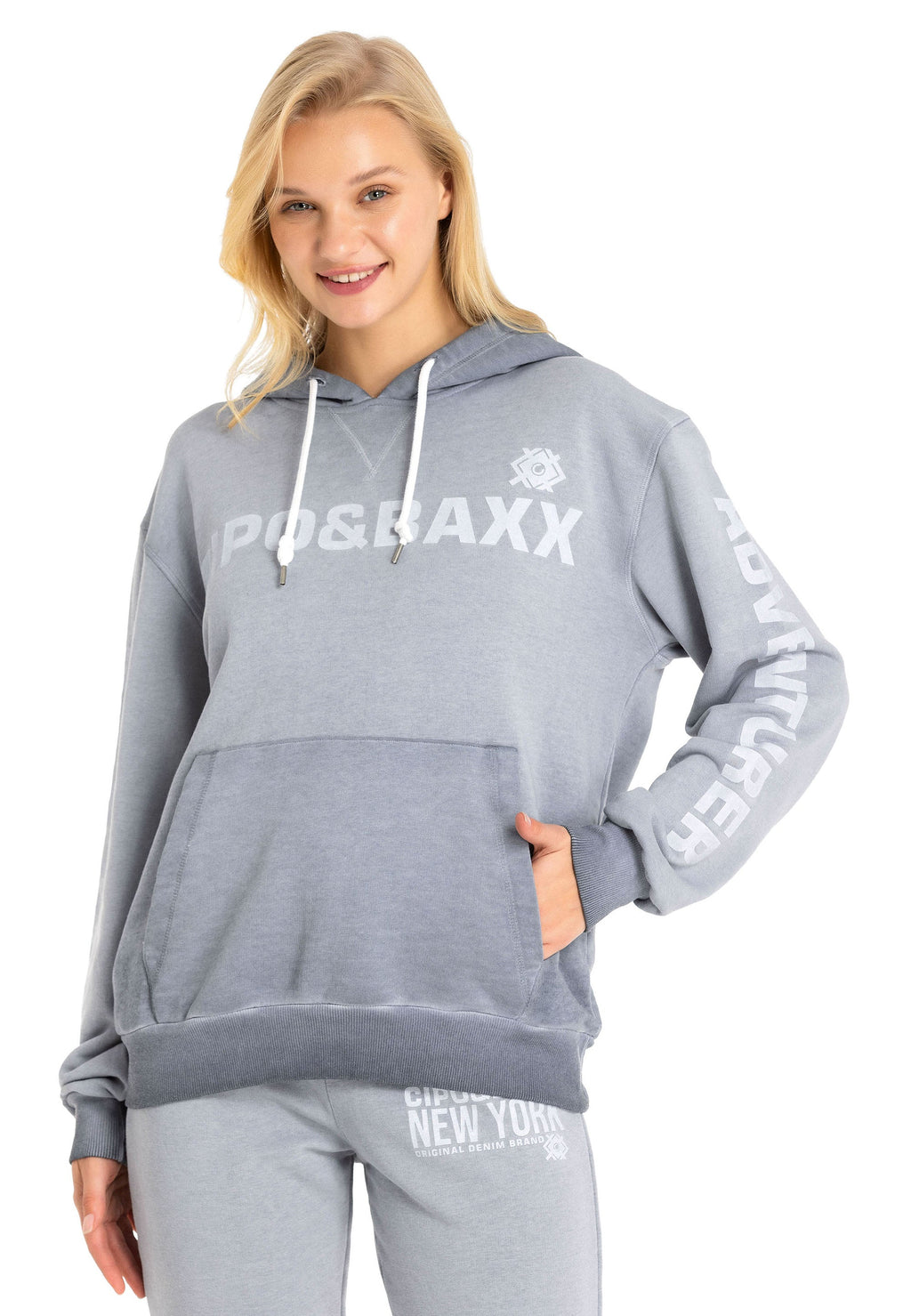 WLR148 Jogging Suit