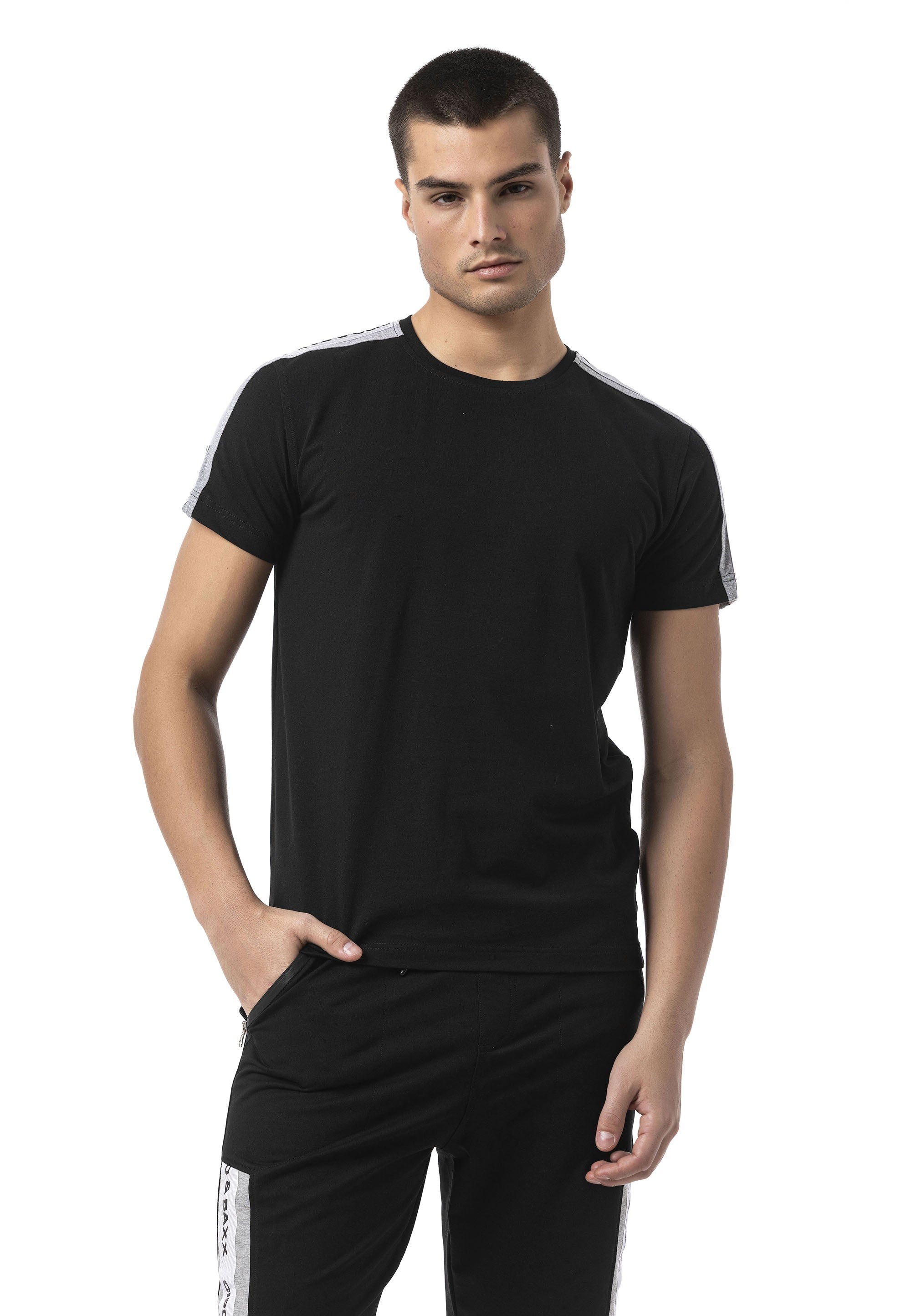CT815 Signature Power Stripes Men's T-Shirt