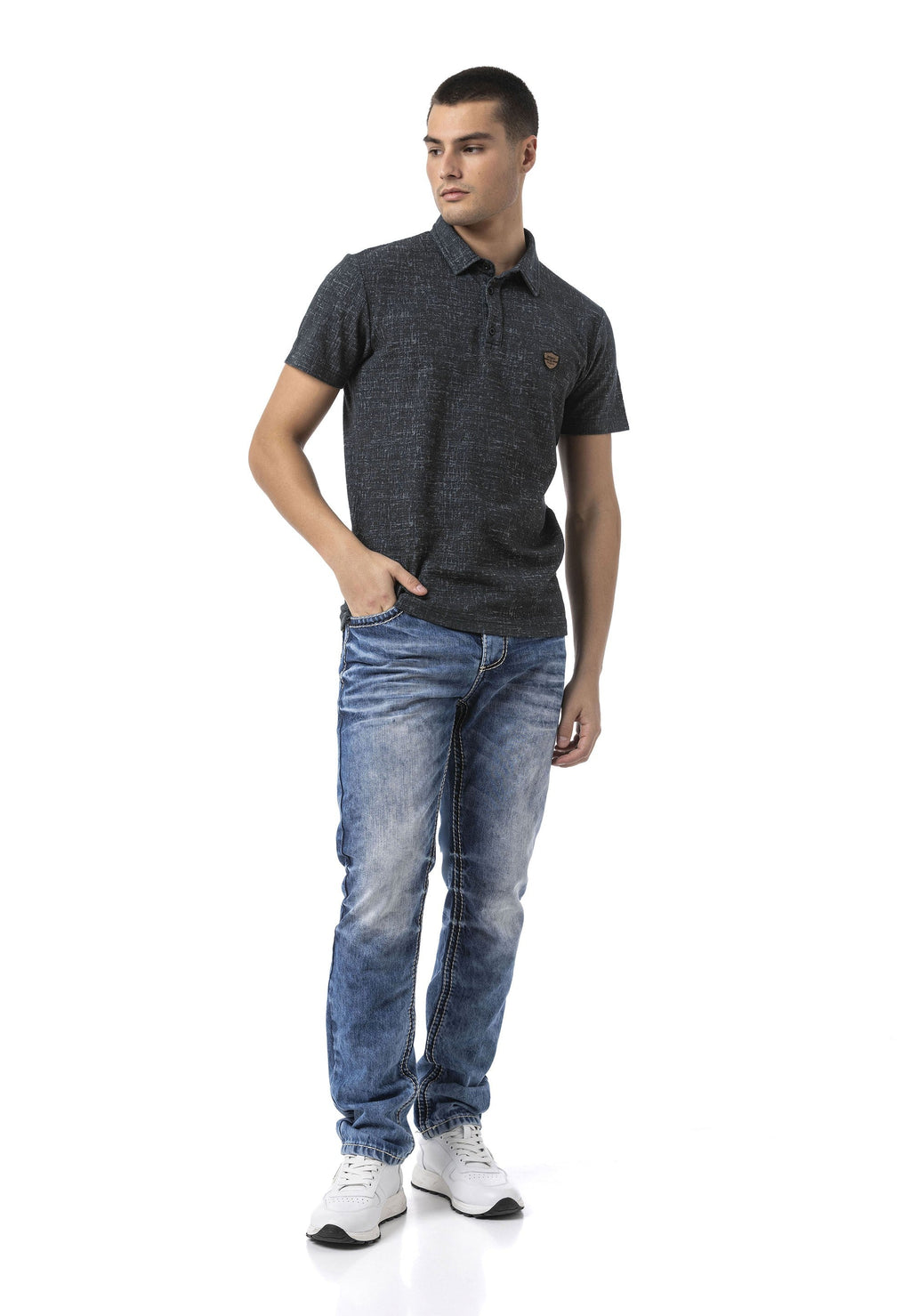 CT825 Men's Polo Collar Badge-Detail T-Shirt