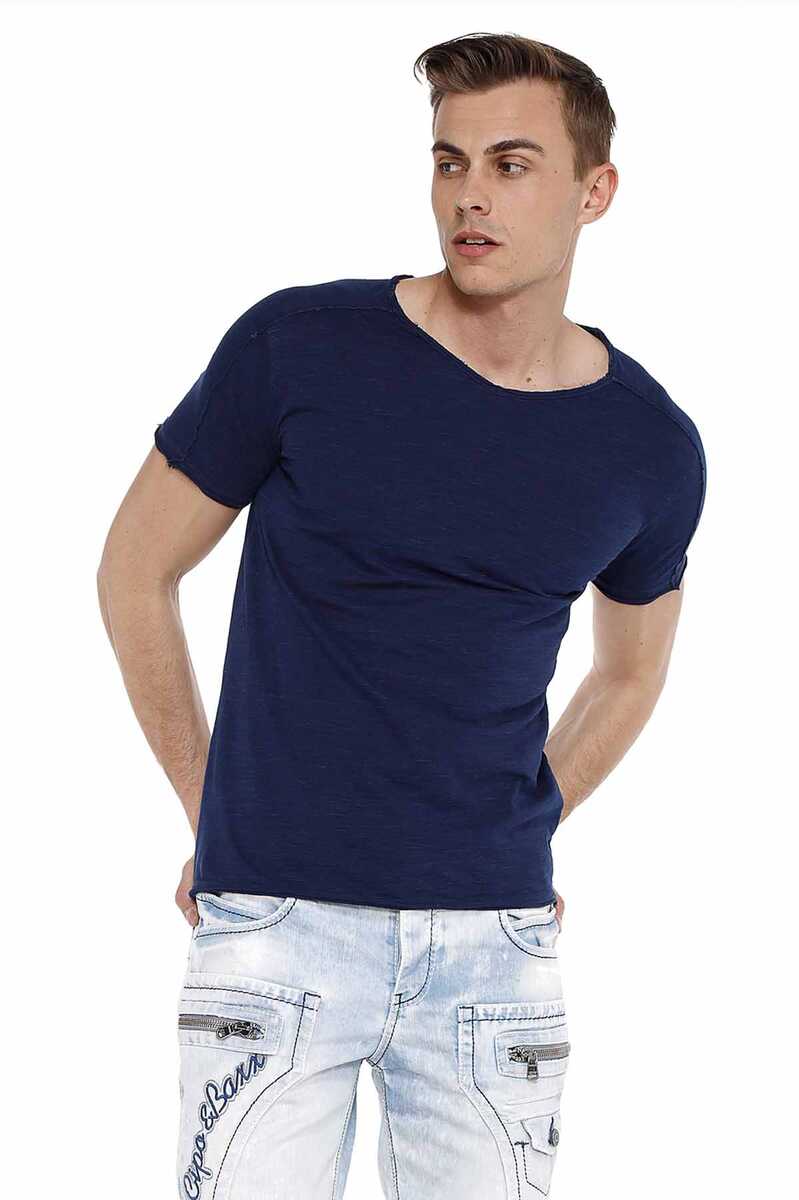 CT525 Distressed Detail Slim Fit Basic Men's T-Shirt