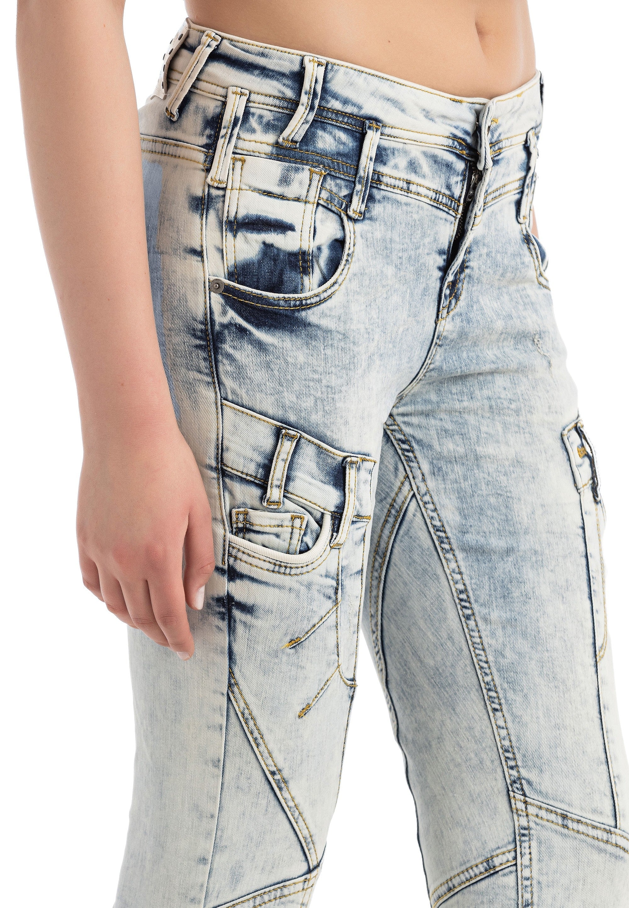 WD216 Women's Casual Fit High-Waist Jeans