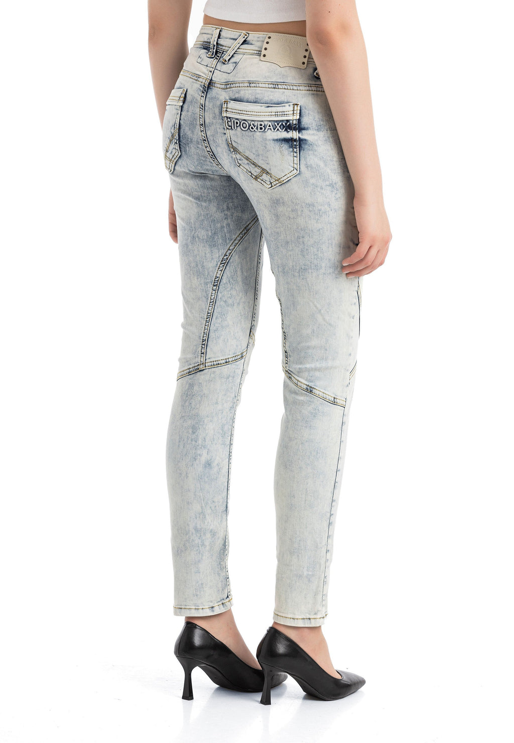 WD216 Women's Casual Fit High-Waist Jeans