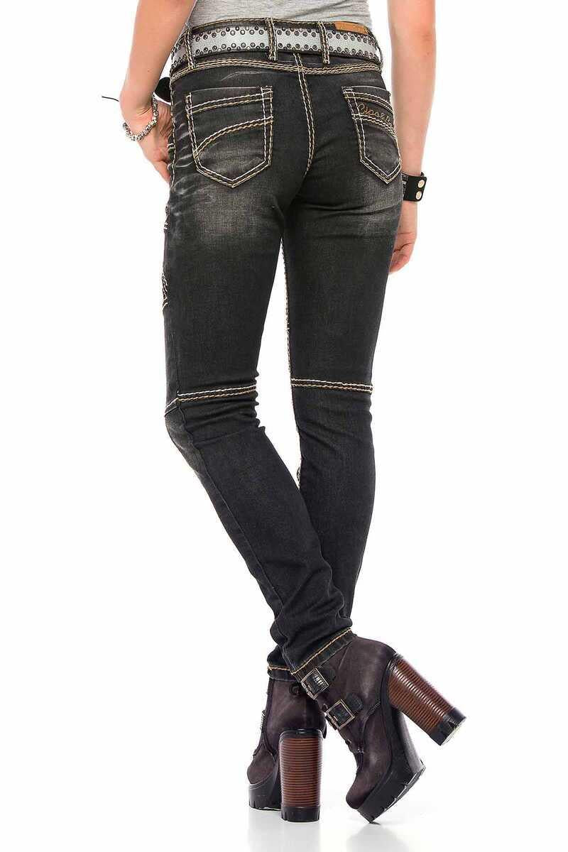 WD382 Slim Fit Women's Jeans