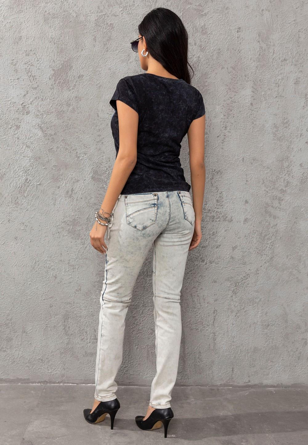 WD382 Slim Fit Women's Jeans