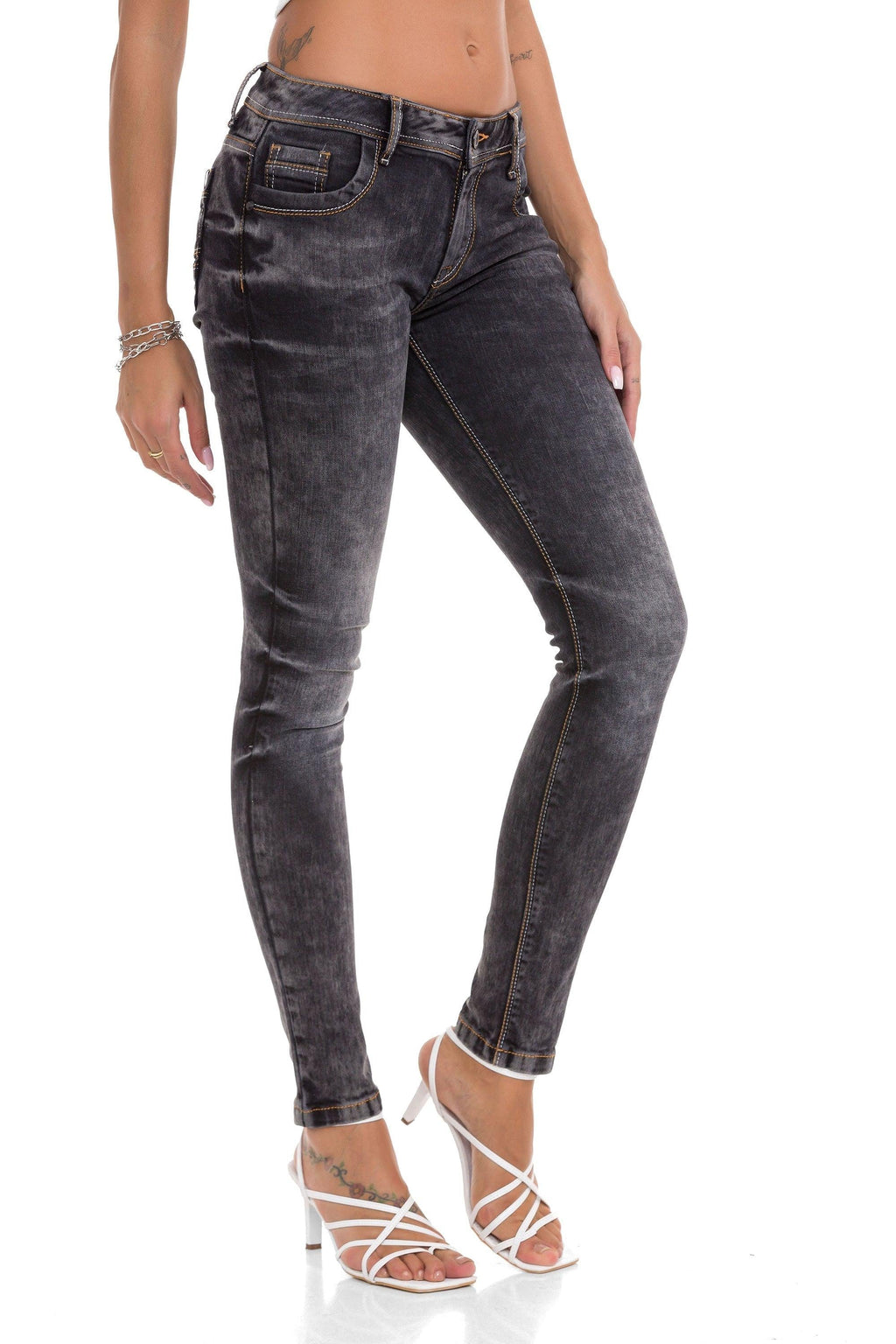 WD443 Basic Slim Fit Women's Jeans