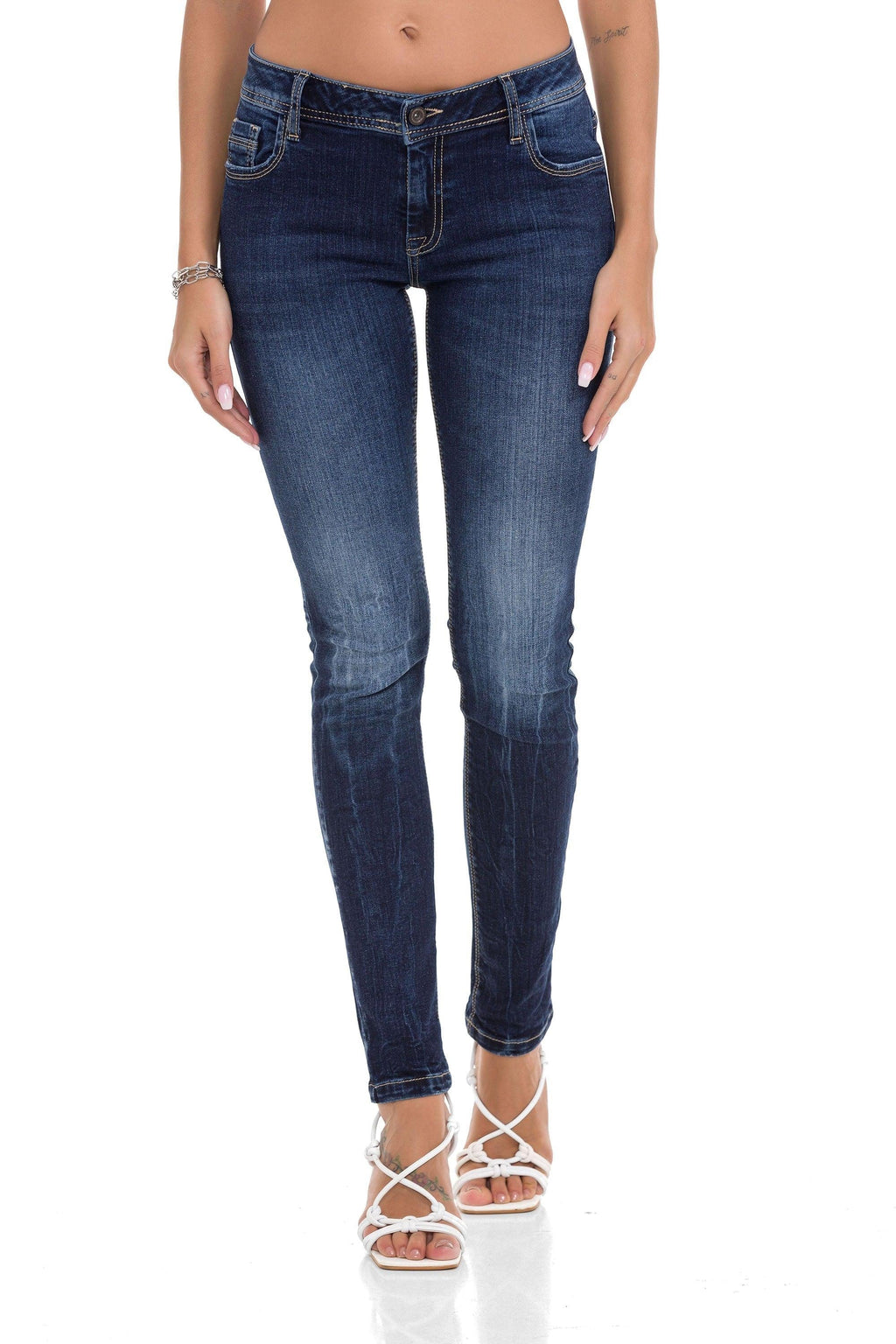 WD443 Basic Slim Fit Women's Jeans