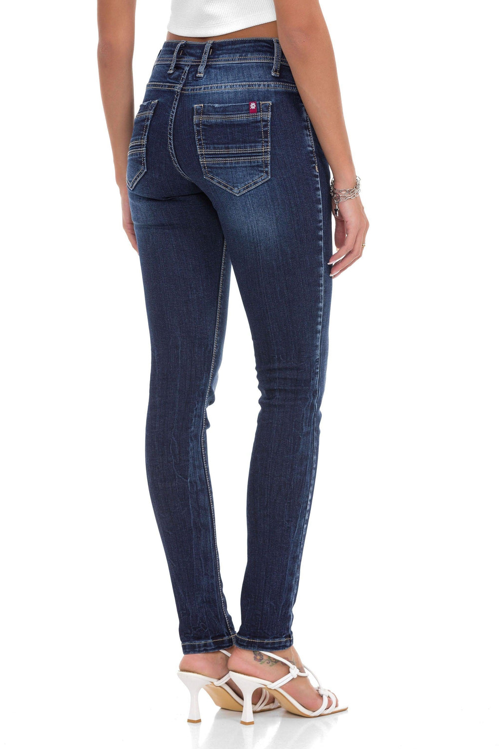 WD443 Basic Slim Fit Women's Jeans