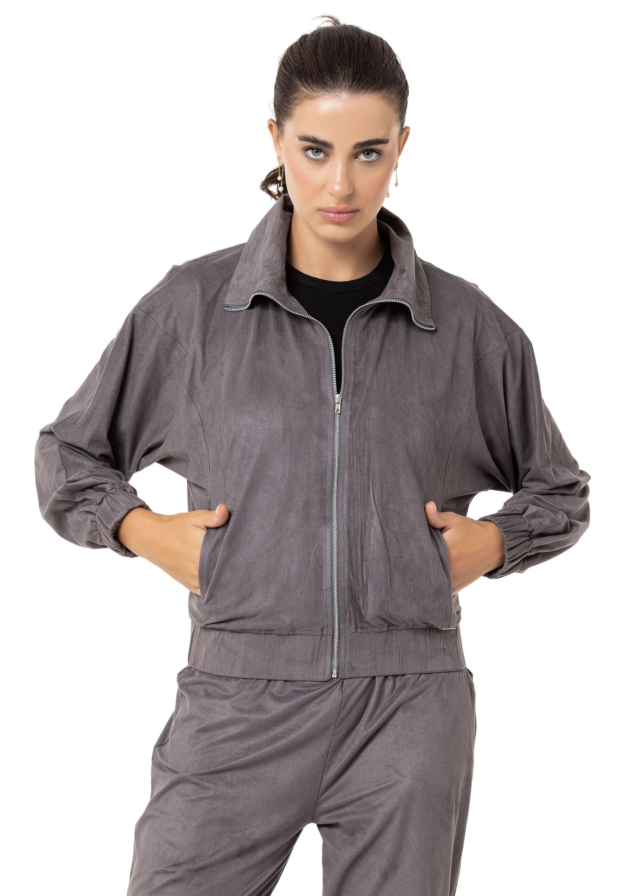 WLR151 Jogging Suit